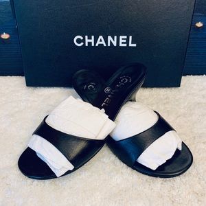 Authentic Chanel leather sandals w/box